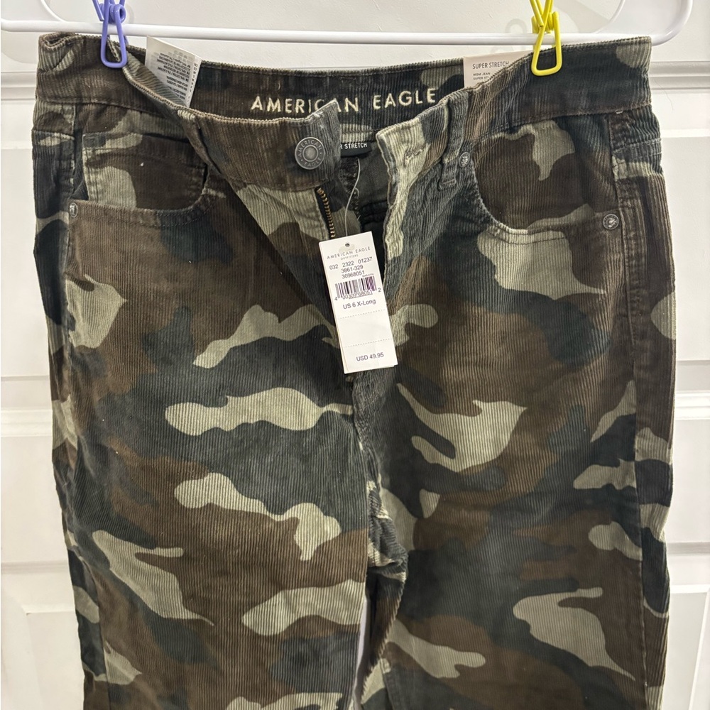 American Eagle NWT Women Camouflage Corduroy Pants